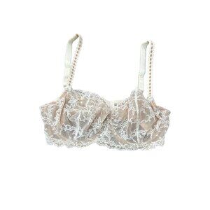 Victorias Secret Floral Lace Lingerie Bra White Nude Sz 34D Intimate Support